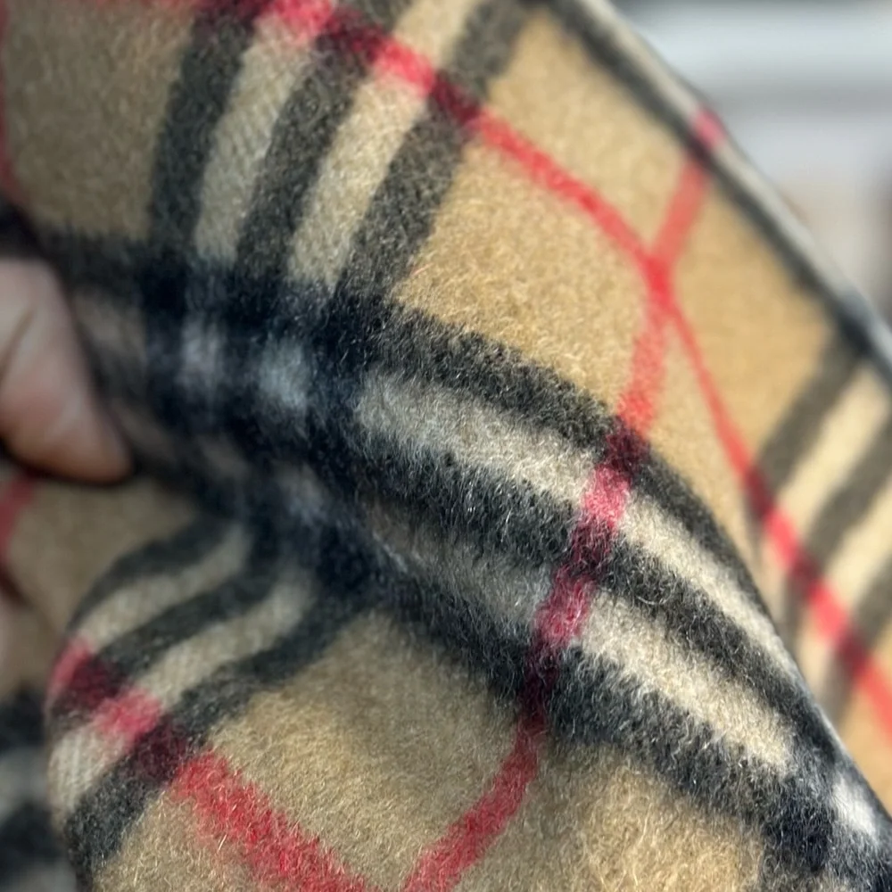 Burberry Classic Cashmere Scarf